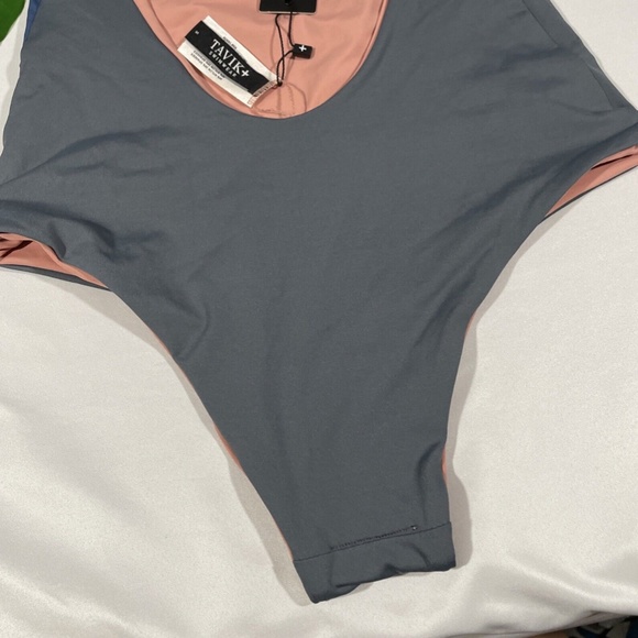 NWT Tavik [ Small ] Chase Colorblock One-Piece Swimsuit‎ Desert Rose/ Grey - Picture 10 of 12